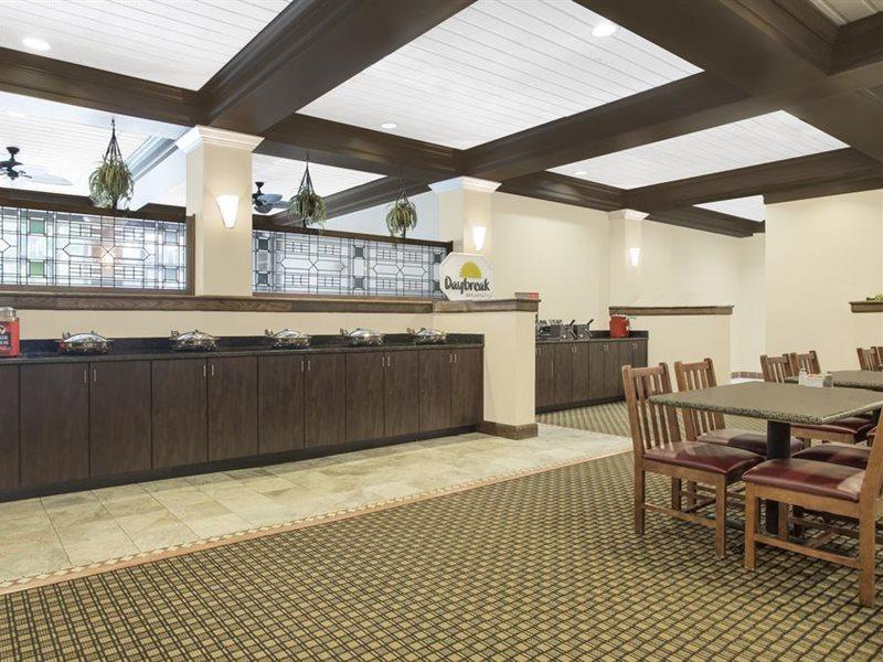 Days Inn By Wyndham Asheville/Mall Buitenkant foto
